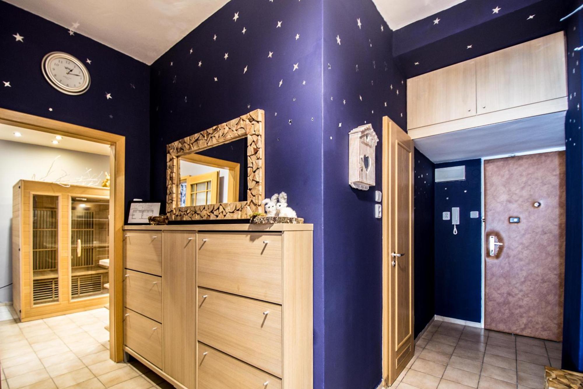 Main Prague Square Apartments Sauna And Fireplace ภายนอก รูปภาพ