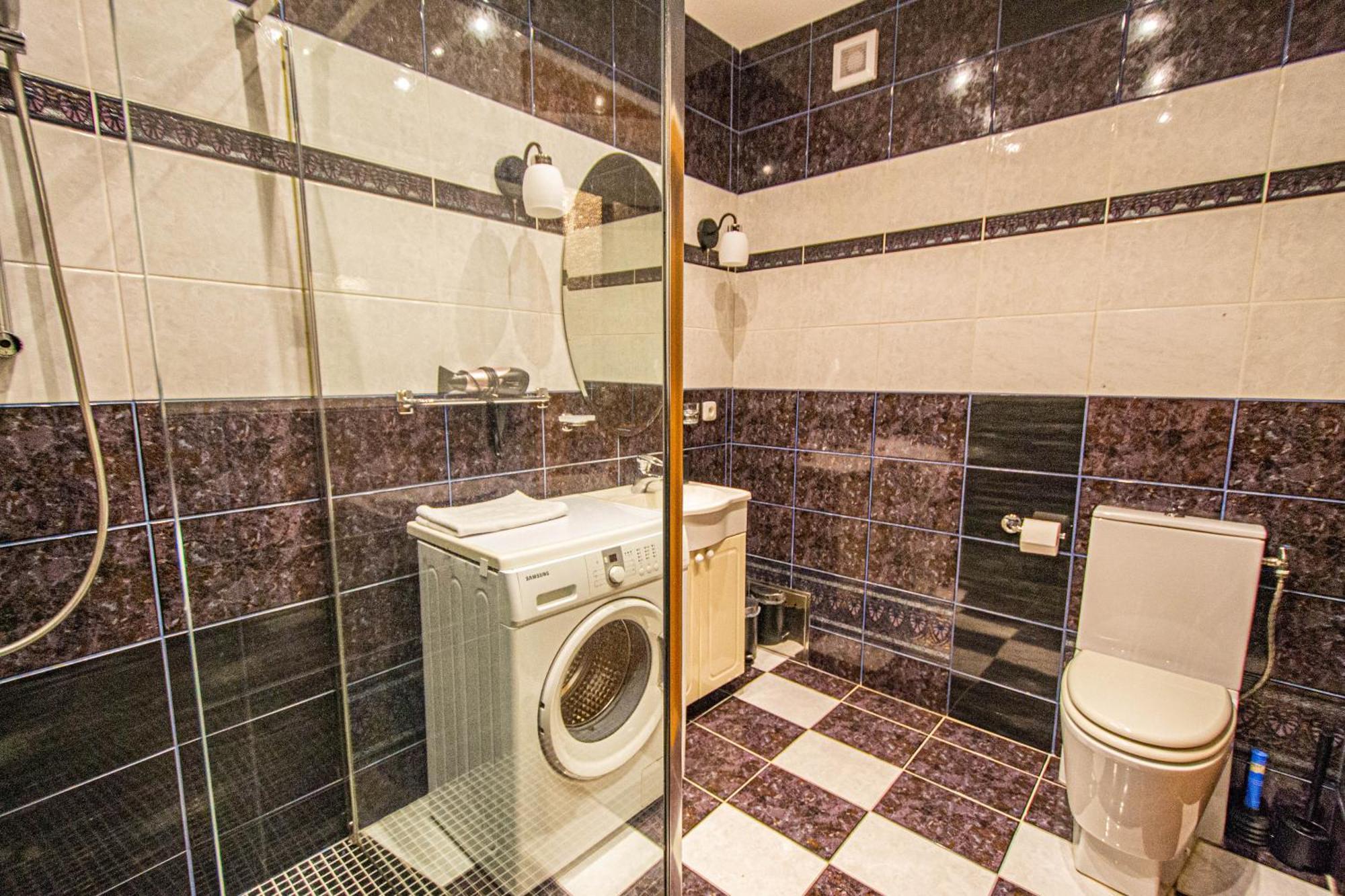 Main Prague Square Apartments Sauna And Fireplace ภายนอก รูปภาพ